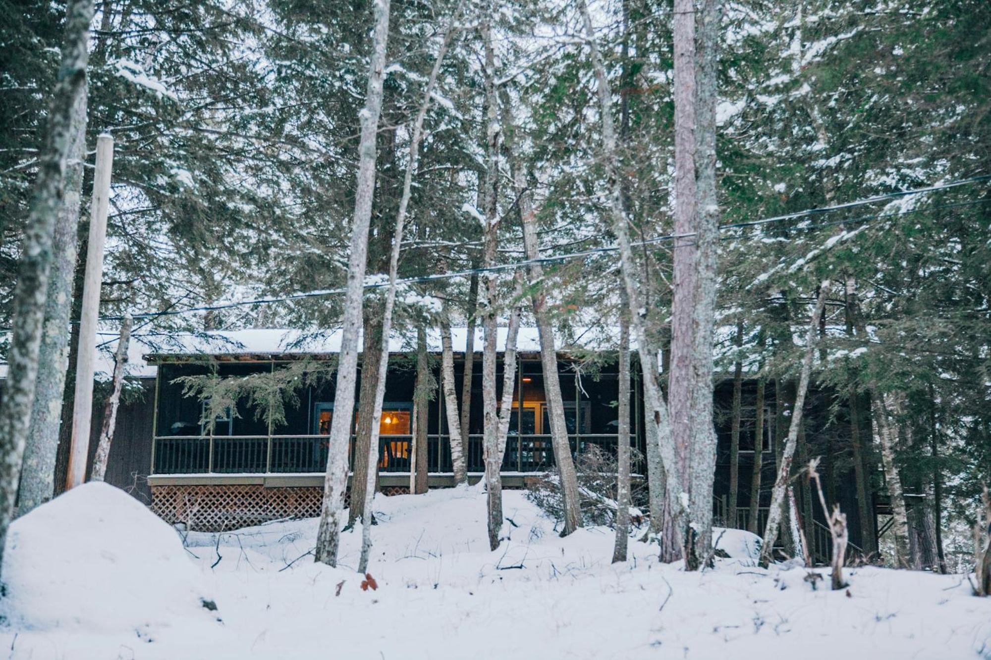 Motel Long Lake And Cottages Kültér fotó